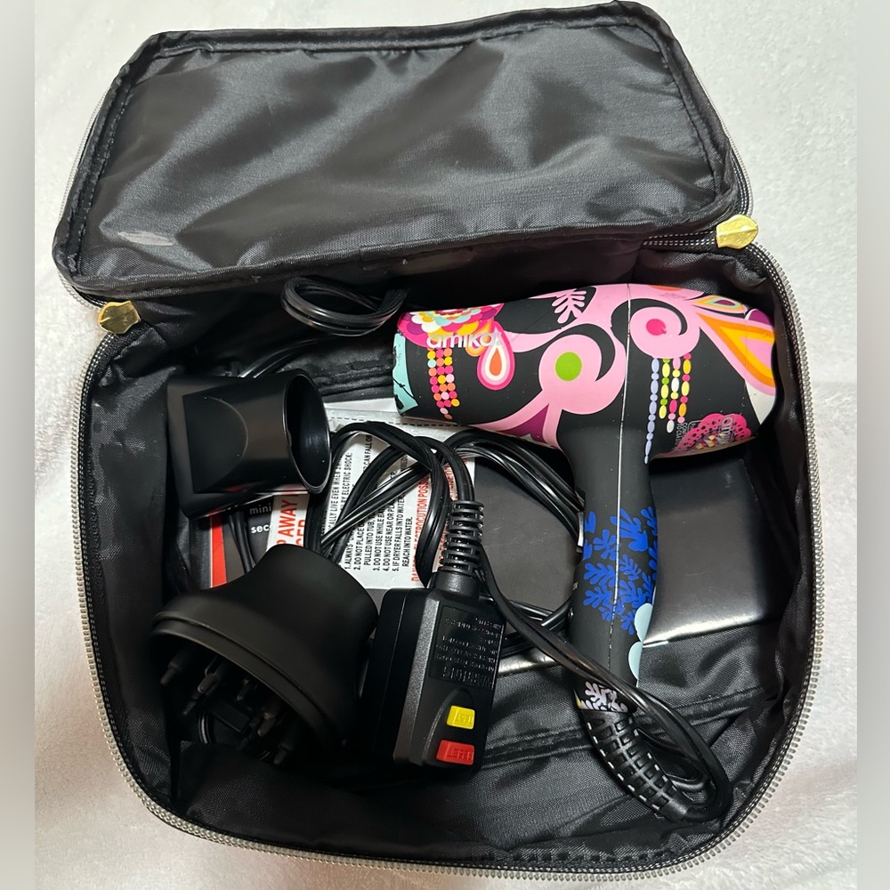 RARE! Amika Travel Blow Dryer Set